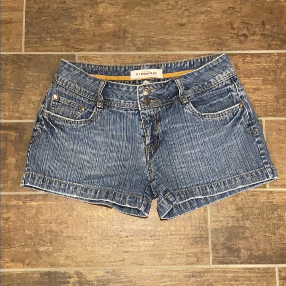 Hydraulic Jean Shorts, size 7/8